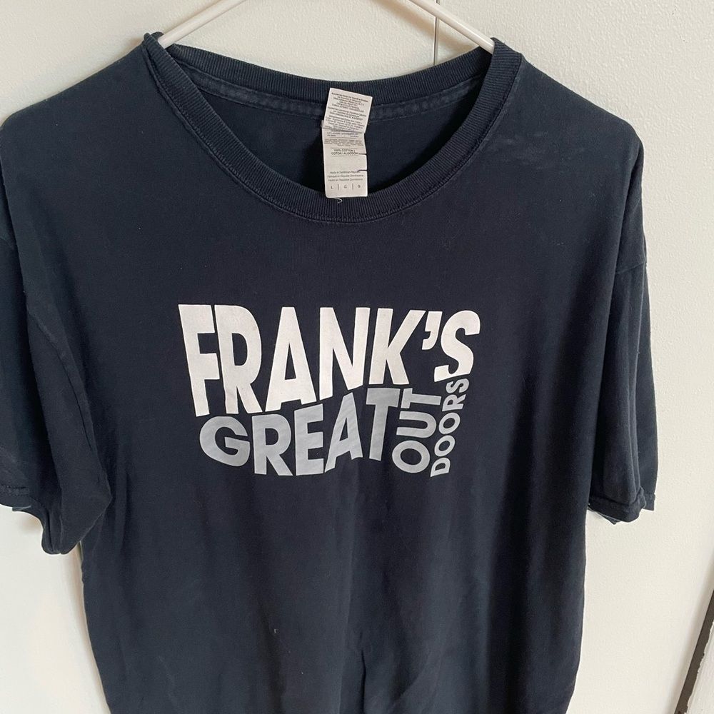 Gildan Women’s Navy Graphic Tee